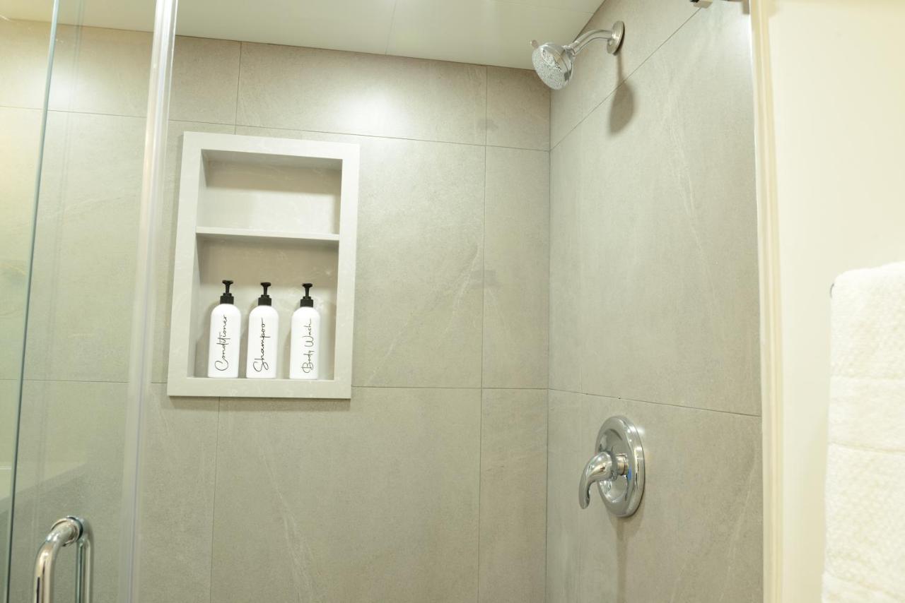 ריצ'מונד היל Spacious 2-Bed-Room Near Yonge & Major Mackenzie מראה חיצוני תמונה